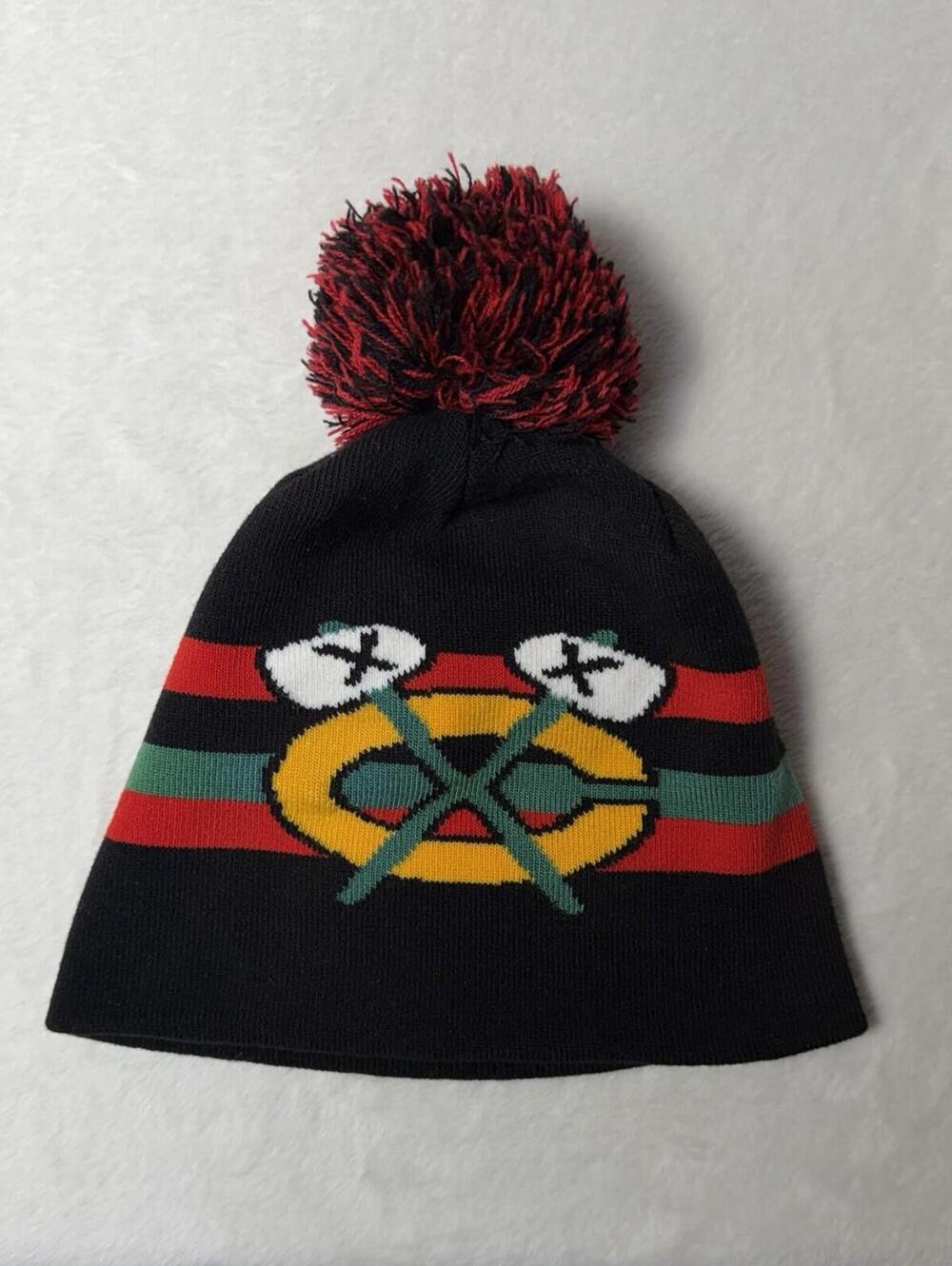 Chicago Blackhawks Beanie Mitchell & Ness Vintage Black Knit Pom Winter Hat NHL